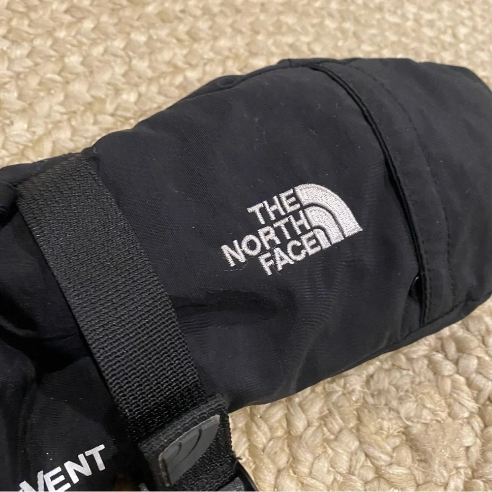 The north face Hyvent black mittens gloves Youth Medium Black